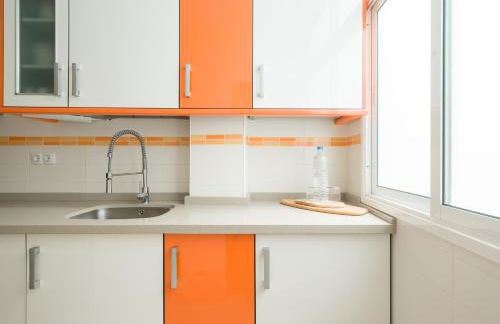 Moderno piso de 3 habitaciones cerca de Triana - Foto 25