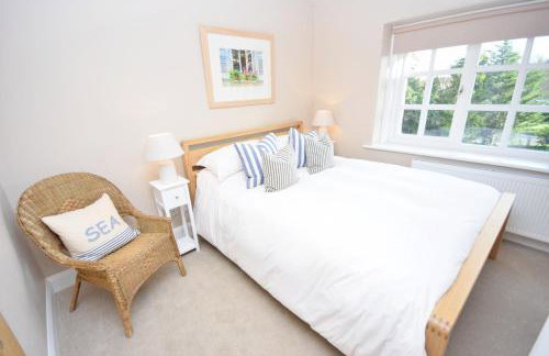 Seagull Cottage, Aldwick - Photo 15