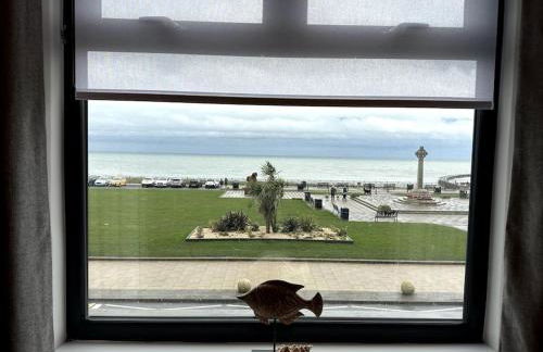 Seaview Penthouse - Photo 24