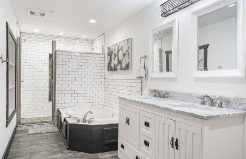 Foggy River Retreat - For 16 - Foto 44