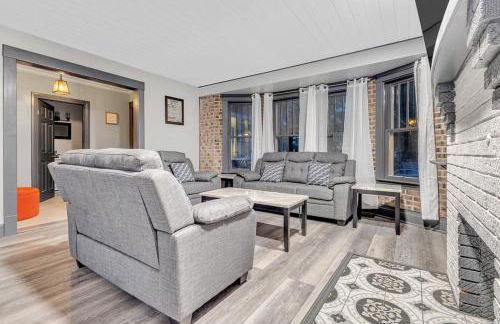 Renovated 6BR 2BA Minutes from Falls and Casino - Photo 9