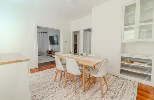 Harvard 3BDR- 5 Min Walk to Davis Sq - Free Parking - Foto 19
