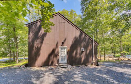 Screened Porch and Deck Pet-Friendly Poconos Escape - Foto 27