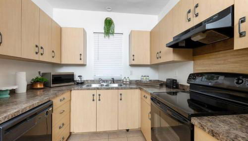 Historic Cherry Bungalow House - Midtown - Photo 5