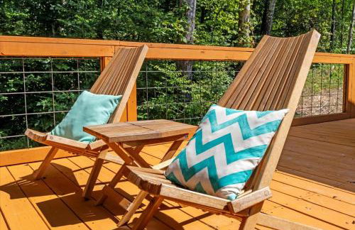 The Heartwood Hideaway-Charming Cabin Getaway-Trails, Creek, and Starry Nights - Foto 23