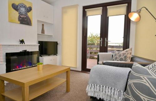 Bunnahabhain 5 - Farm Stay - Stunning sea and rural views - Photo 8