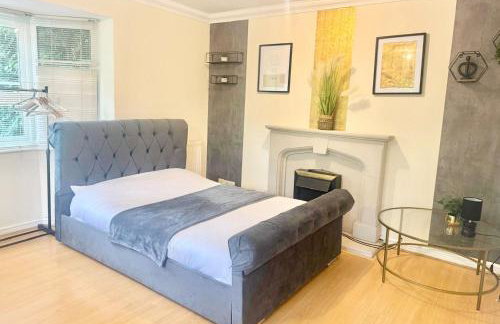 Woodland House 4 Bedroom Home in Ashford for short or long stays - Foto 13