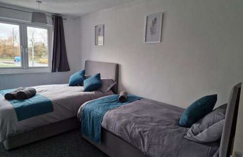 Airport,NEC,JLR,Bham. Entire house 5 beds. - Foto 10