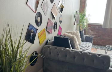 Riverside Hideaway in Corktown 420 & Free Parking - Photo 6