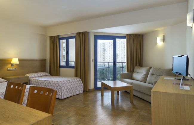 MS Apartamentos Puerto Marina - Photo 6