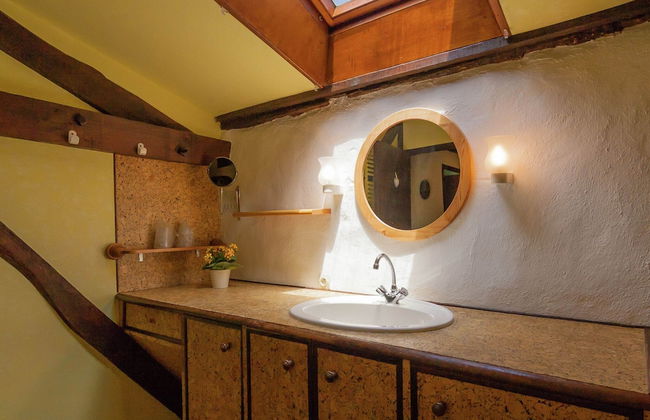 Spacious Farmhouse With Private Heated Pool in a Rustic Garden - Foto 58