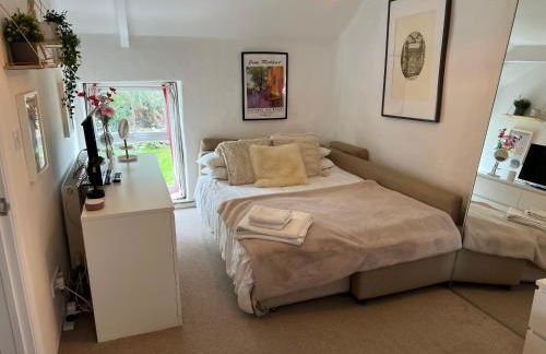 The Old Farmhouse - Photo 30