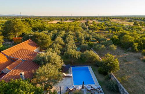 NEW! Holiday home Maša with heated pool near Krka national park - Foto 31