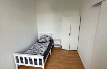 Sanierte Unterkunft in Glauchau Nähe zu VW Werk - Foto 5