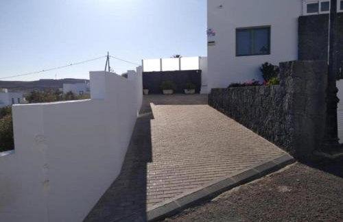 Tranquilidad entre volcanes - Photo 2