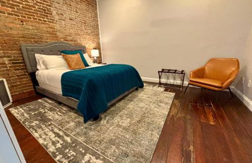 Loft in the Heart of Town-3BR-2bath-500Mbps WiFi-4car parking-EV-boat - Foto 15