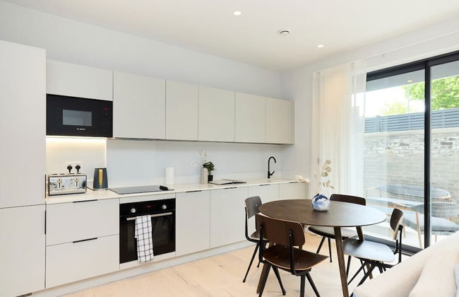 The Brondesbury Quarters - Modern 2bdr Flat With Balcony + Parking - Foto 3