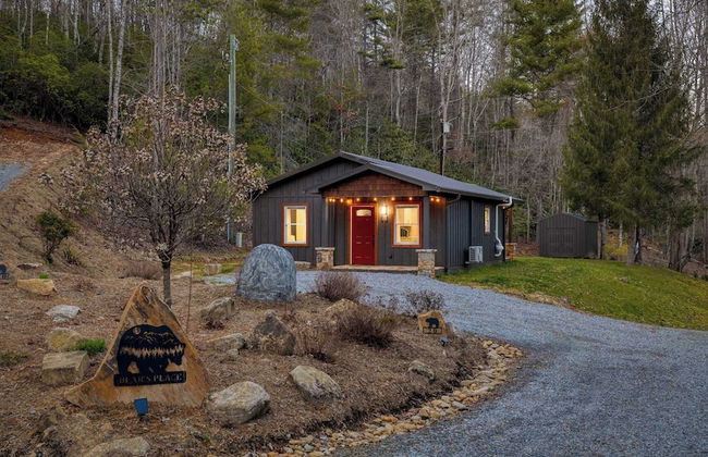 Bears Place by Avantstay Cozy Mountain Cabin in Brevard + Firepit - Foto 24