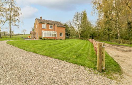 Orchard House - Photo 2