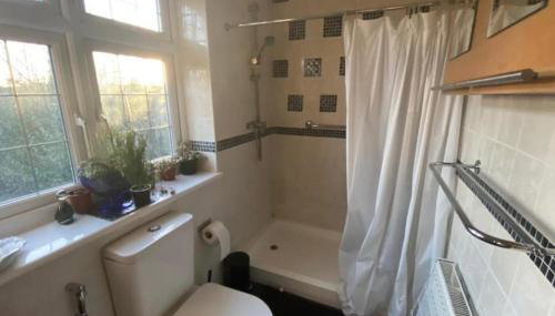 Apartment - Sleeps 4 - Parking - Balcony - Garden - Foto 3