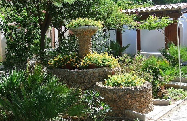 Cottage on the Beach - Photo 15