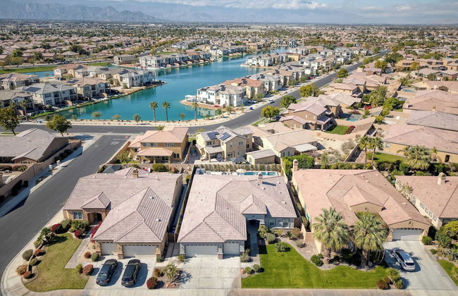 Gated Terra Lago Escape With Private Pool, Hot Tub, Outdoor Kitchen and Lounge - Foto 42