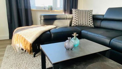 "Frisch renovierte 120 qm Ferienwohnung mit Balkon & Klimaanlage" - Foto 2