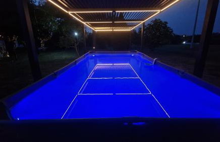 Country Chic Antico Casale - piscina idromassaggio lettini, solarium, cinema experience, wifi, parcheggio - Foto 1