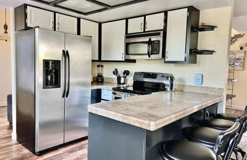 DT Reno - 4BR Home with Patio, BBQ Grill, Games Room - Foto 26