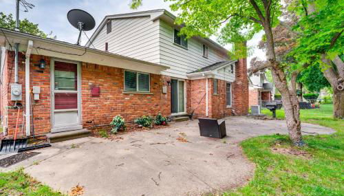 Spacious Southfield Home with Patio and Yard! - Foto 2