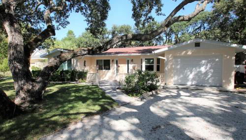 Tropical Beach House- 100 Steps to the Gulf! - Foto 2