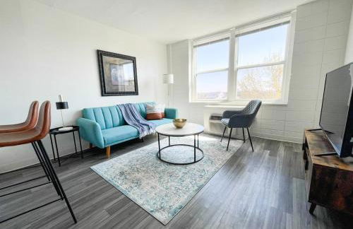 Sleepover Downtown Cincinnati 1BD 1BA Apartments - Photo 1