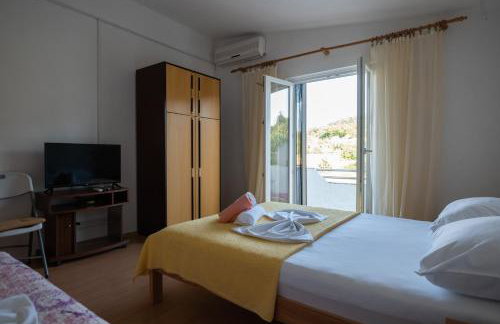 Marina's Apartments - Photo 13