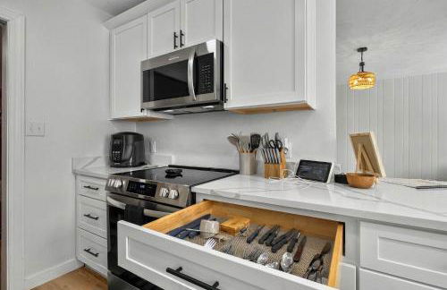 It's A Vibe- less than 10mins Capital,Hospitals,FAMU,&FSU - Foto 44