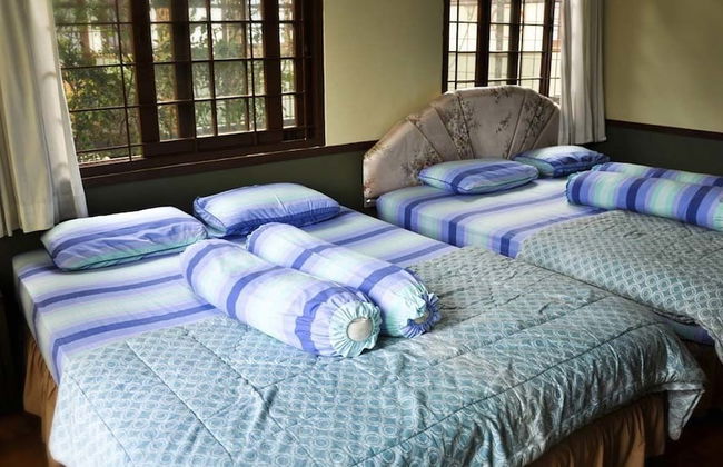 Villa Kota Bunga Ade - Photo 8