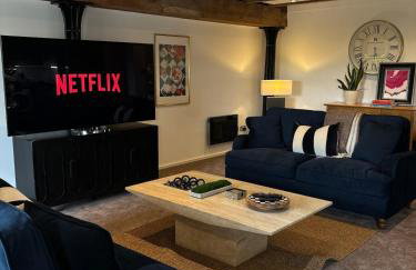 3BR Riverside Warehouse Loft - Foto 1