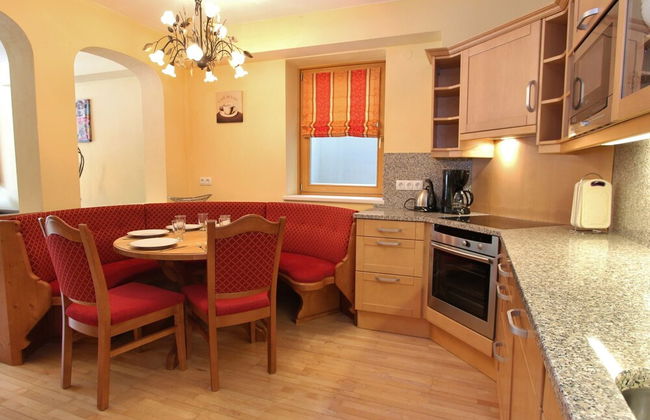 Chalet in Saalbach Near Ski Lift - Foto 8