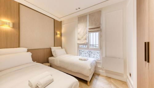 Prestige l 3CH l 2SDB l Clim l Louvre - Foto 5, towels, wardrobe