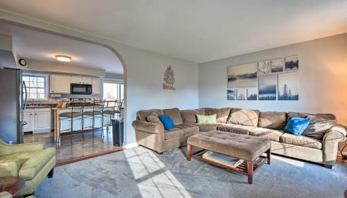 Hike, Ski, Fish! All-Season Haven Near Bromley Mtn - Foto 3