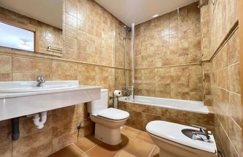 Balnea Experiences II - Apartamentos con Piscina Climatizada, Jacuzzi y Gimnasio - Foto 15