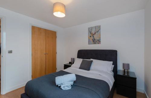 The Vizion serviced apartments from Pincott Properties - free parking, private balcony, and WiFi - Photo 59