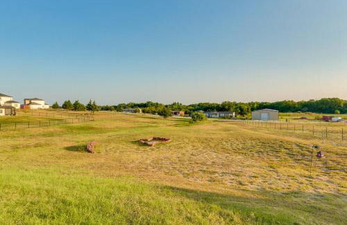 about 10 Mi to Dtwn McKinney Home with Patio and Yard - Foto 1