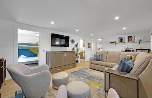 Family-Friendly Luxe Home with Sauna - mins to UO - Foto 25