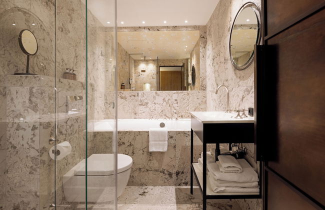 Hypernym Hotel & Suites - Photo 17