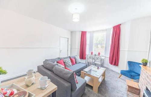Cozy & Modern Accommodation in Barrow-in-Furness - Photo 3