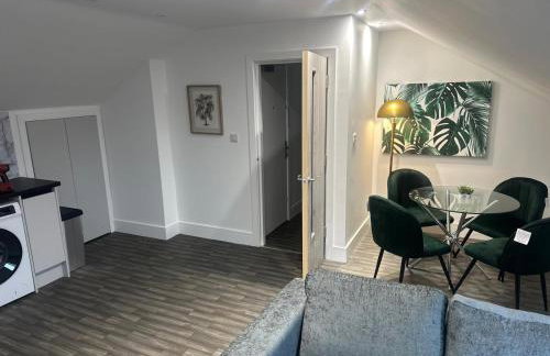 Modern 2-Bed Flat in Long Eaton with Free Parking - Foto 6