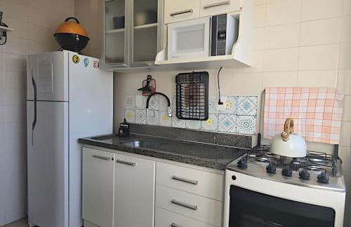 Estadia Tri - Ótima Localização, Confortável e com Garagem - Foto 3