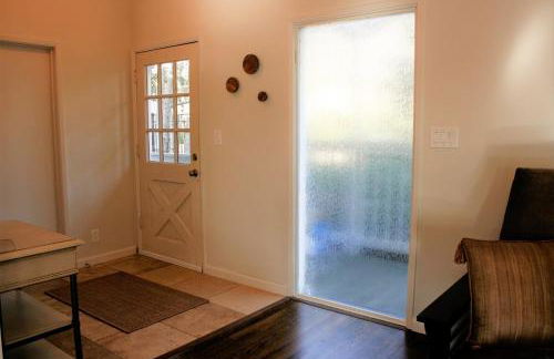 Elegant Carmel Cottage - Foto 2