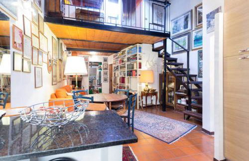 Pretty loft Viterbo medieval town Condividi Salva - Foto 8