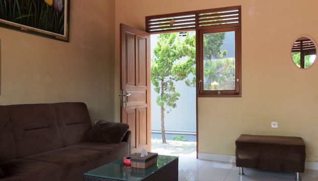 Bali Asih Villa - Foto 5, Zona de estar del vestíbulo